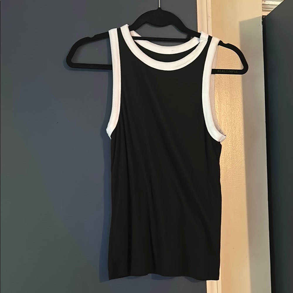 A New Day Black and White Fitted Sleeveless Tank Top